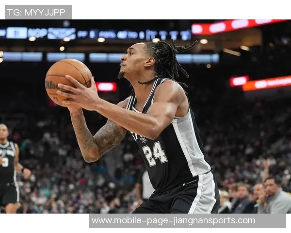 马刺在文班缺阵期间表现出色取得9胜3负佳绩分析